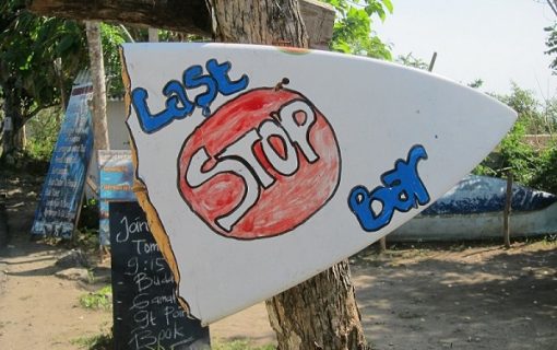 チュニンガン島のレストランLast STOP Bar【バリ島・観光情報】