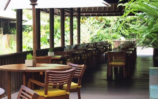 日常の喧騒を離れて・・・静けさの中で楽しむヘルシーミール＜リバーカフェ＞【バリ島・レストラン情報】